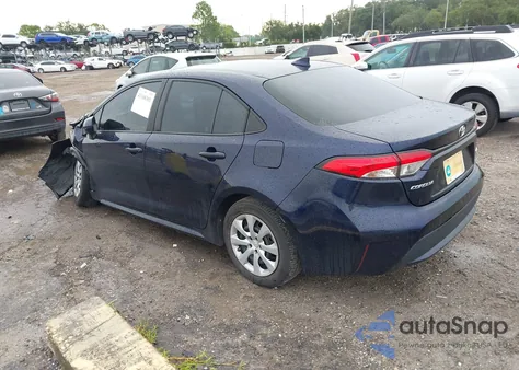 2022 Toyota Corolla Le z USA, uszkodzony, nr VIN 5YFEPMAE9NP325892
